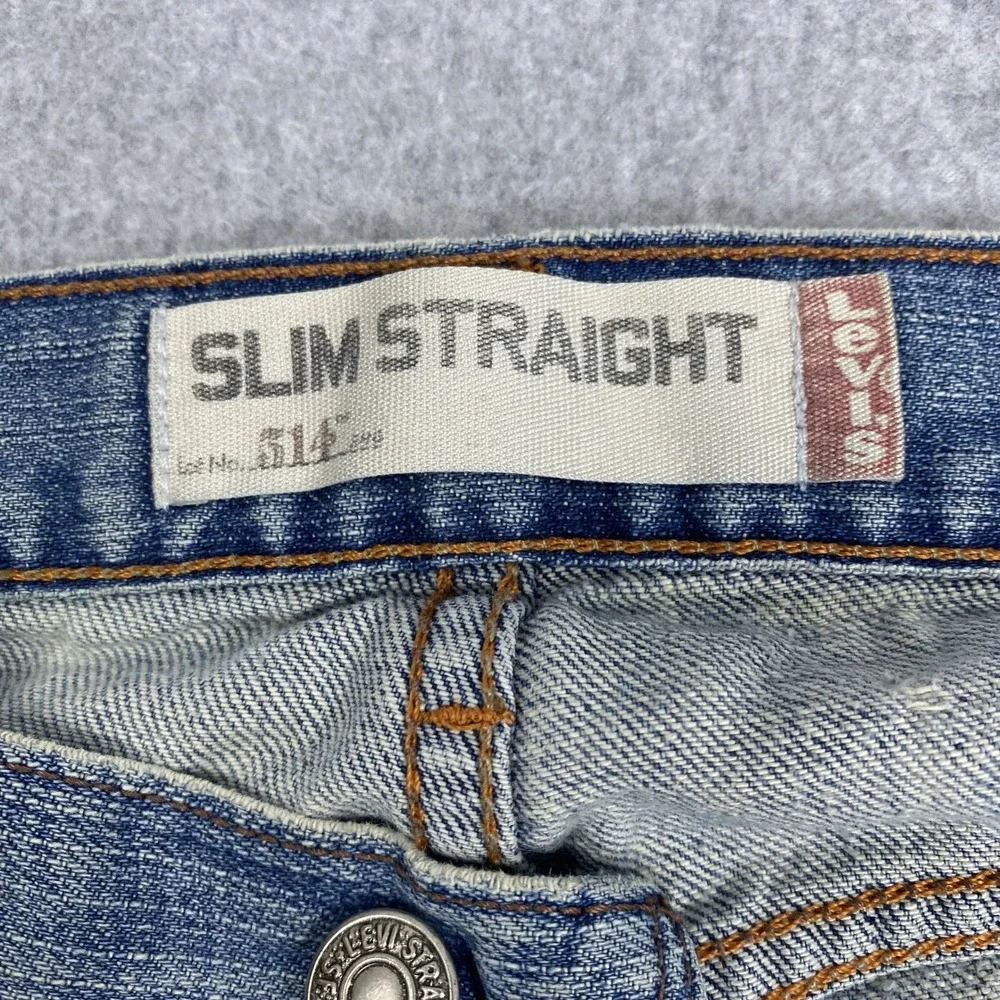 Vintage Levi's 514 Slim Straight Jeans Men 32x30 Blue Distressed Destroyed Denim